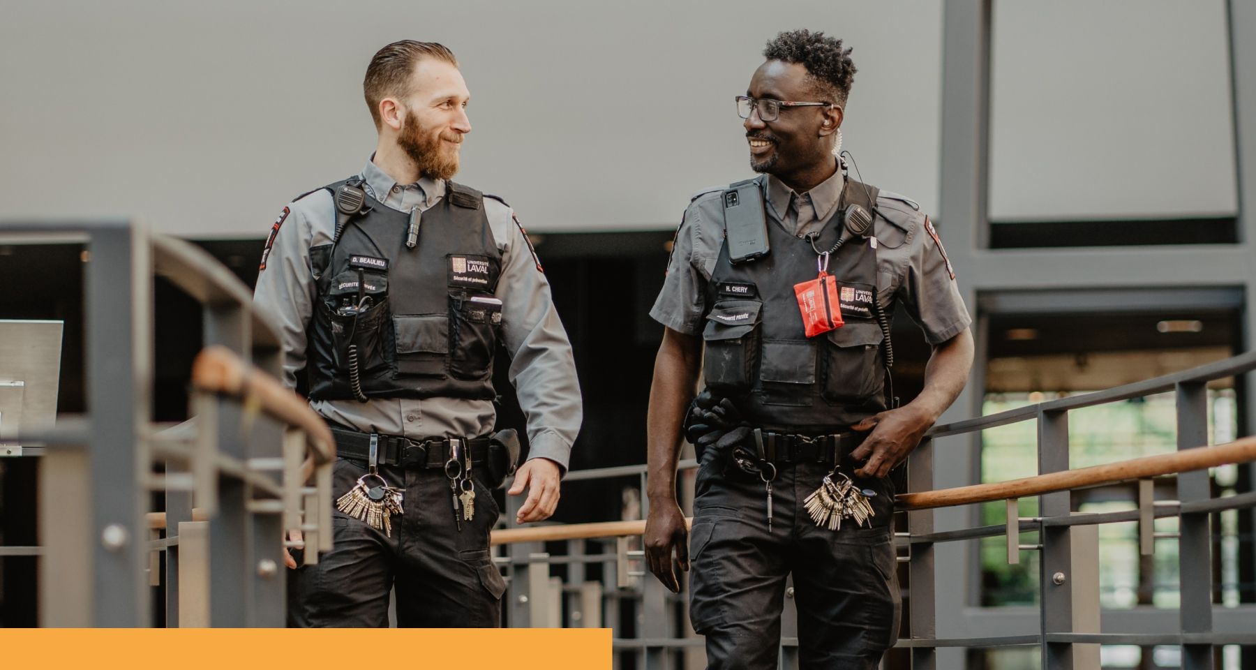 Deux agents de sécurités