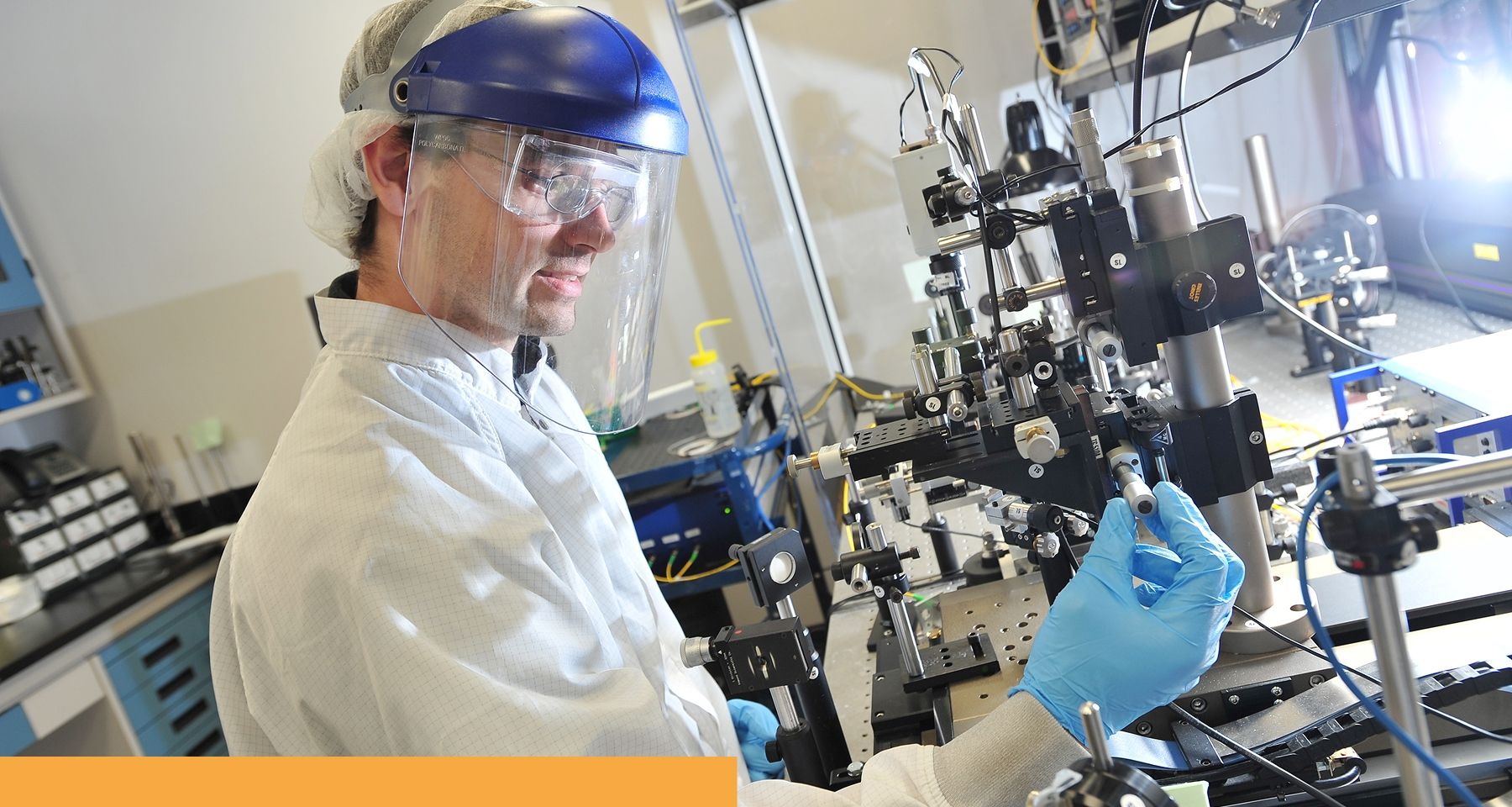 Employé avec protection 